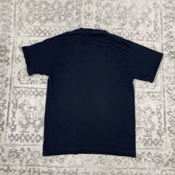 J Balvin x McDonalds T-Shirt FAMILIA Graphic Tee Crewneck Promotional Medium - Picture 4 of 4